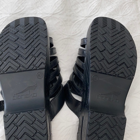 Dansko Clog style sandal - Picture 3 of 5